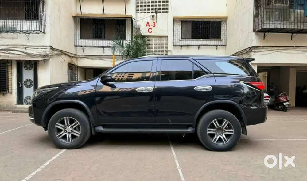 Toyota Fortuner 2021 Diesel 165000 Km Driven