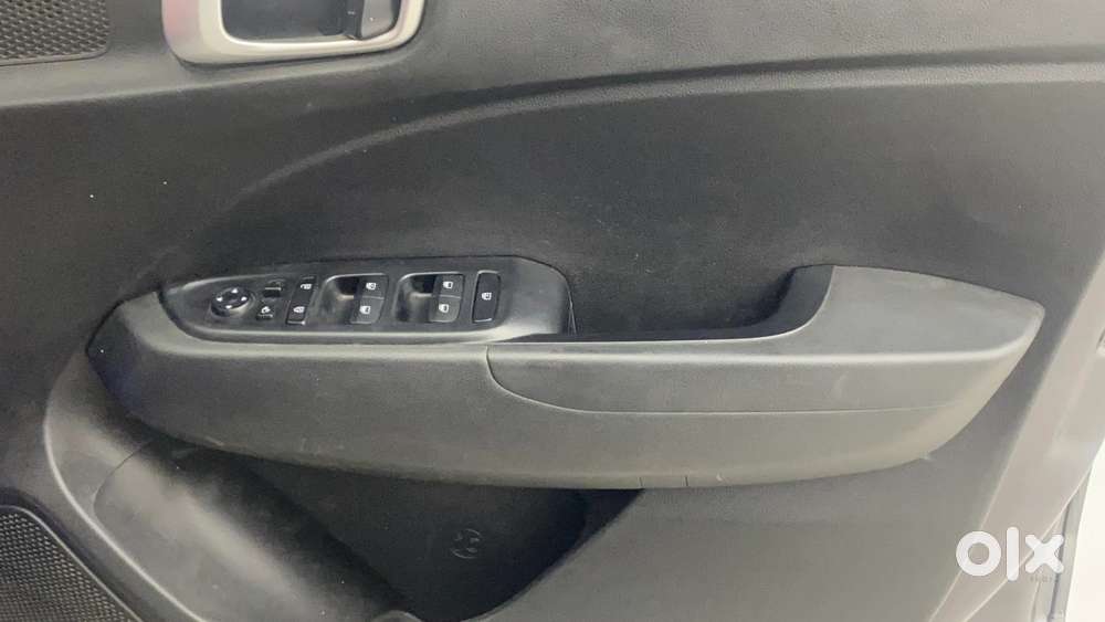 Hyundai Venue 1.5 Crdi Sx (o) Executive, 2021, Diesel