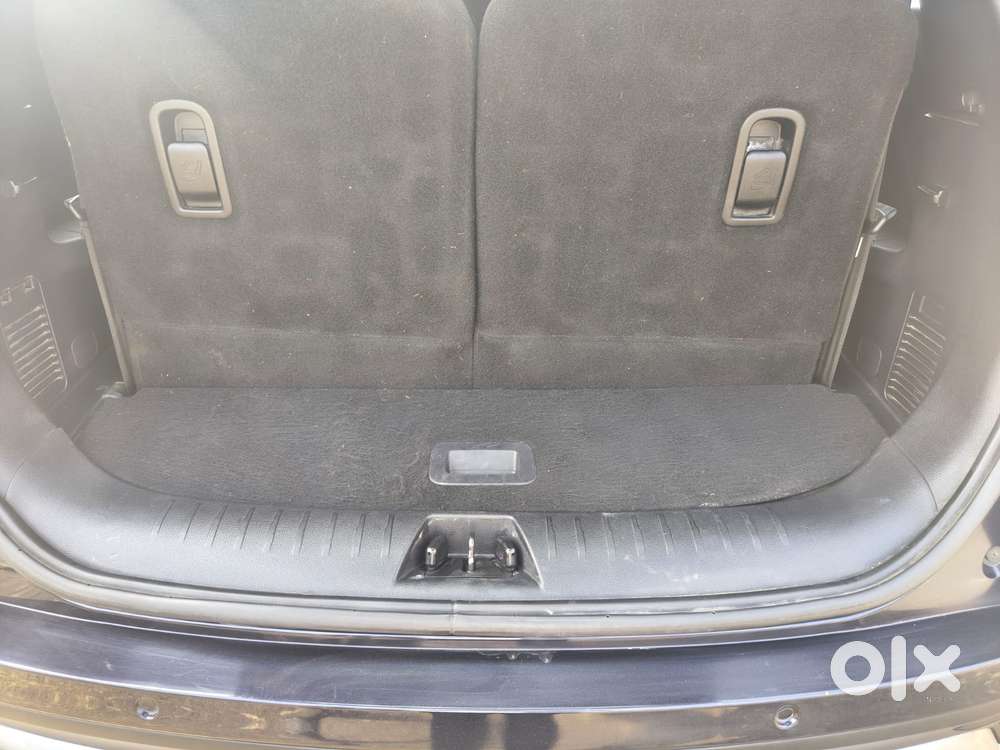 Mahindra Xuv700 2.2 Ax 5 Diesel At 7 Str, 2022, Diesel