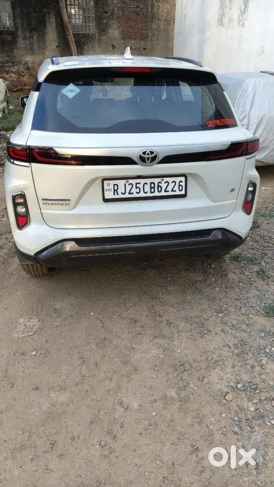 Toyota Urban Cruiser Hyryder 2026 Cng & Hybrids 4200 Km Driven
