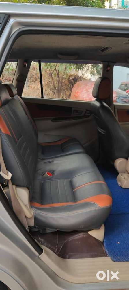 Toyota Innova 2.5 G (diesel) 8 Seater, 2013, Diesel