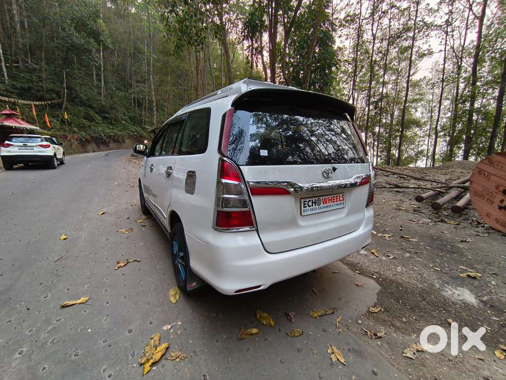 Toyota Innova 2.5 Ev (diesel) Ps 8 Seater Bs Iv, 2014, Diesel