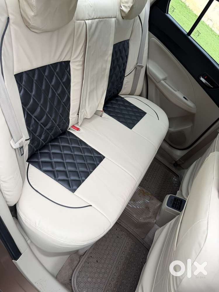 Maruti Suzuki Swift Dzire Vxi(o) Amt, 2017, Petrol