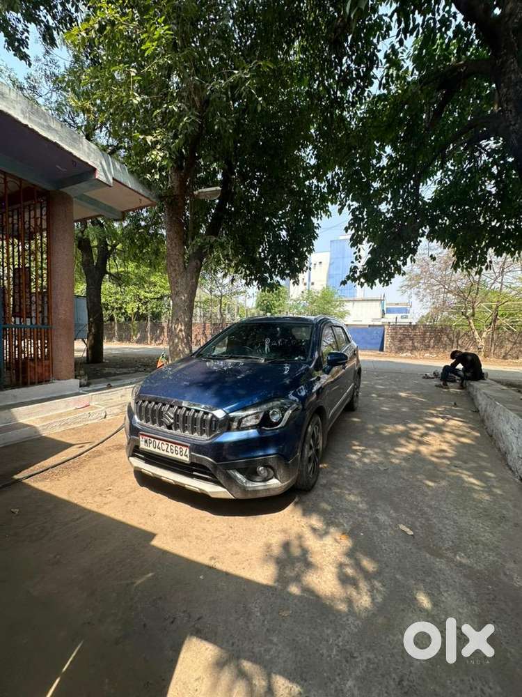 Maruti Suzuki S Cross 2019 Petrol Well Maintained