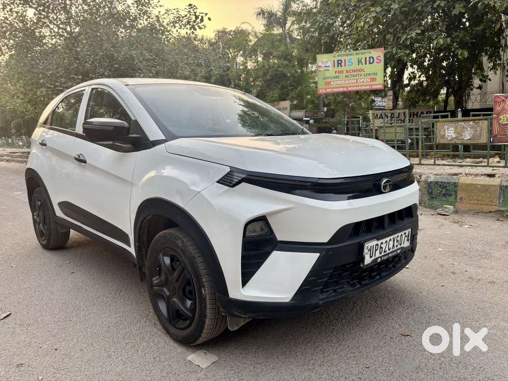 Tata Nexon Smart Plus1.2 Revotron Petrol 5 Mt, 2024, Petrol