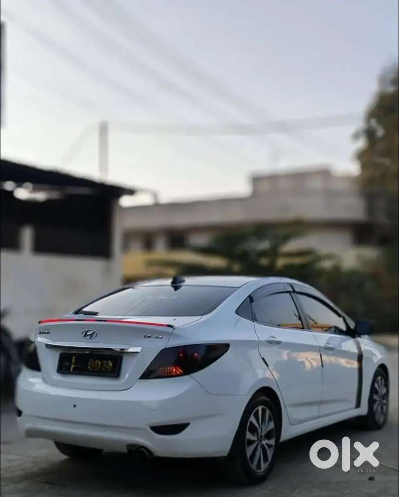 Hyundai Verna Crdi 2015