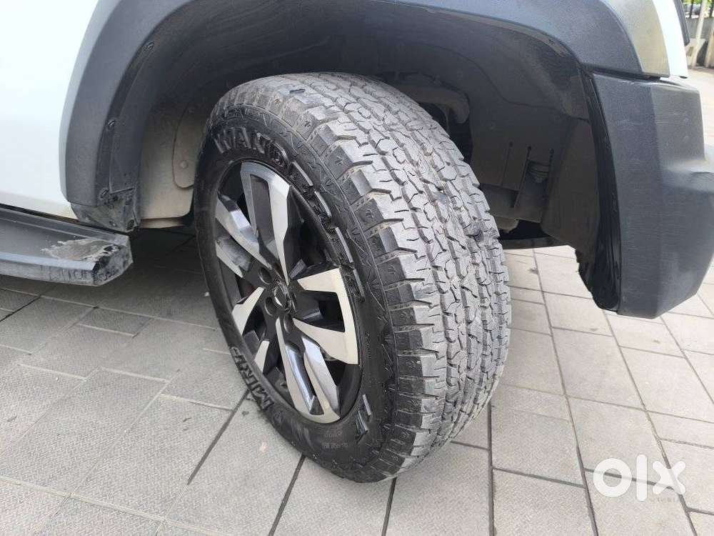 Mahindra Thar Roxx Ax7l Rwd At, 2025, Petrol