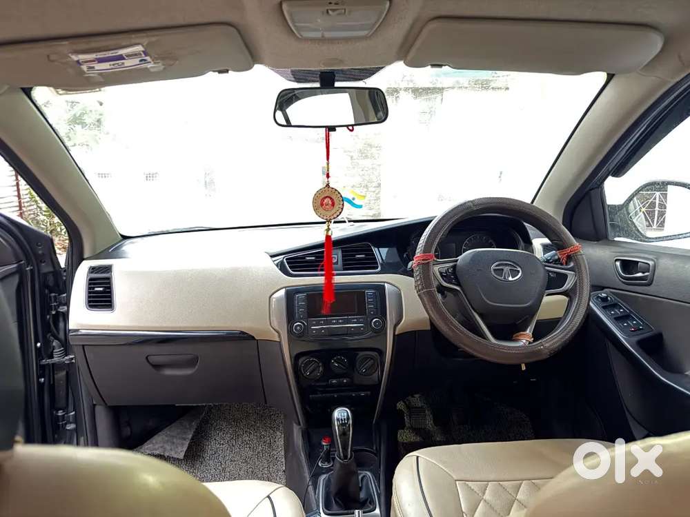 Only 27000 Kilometers Running  Sedaan Car