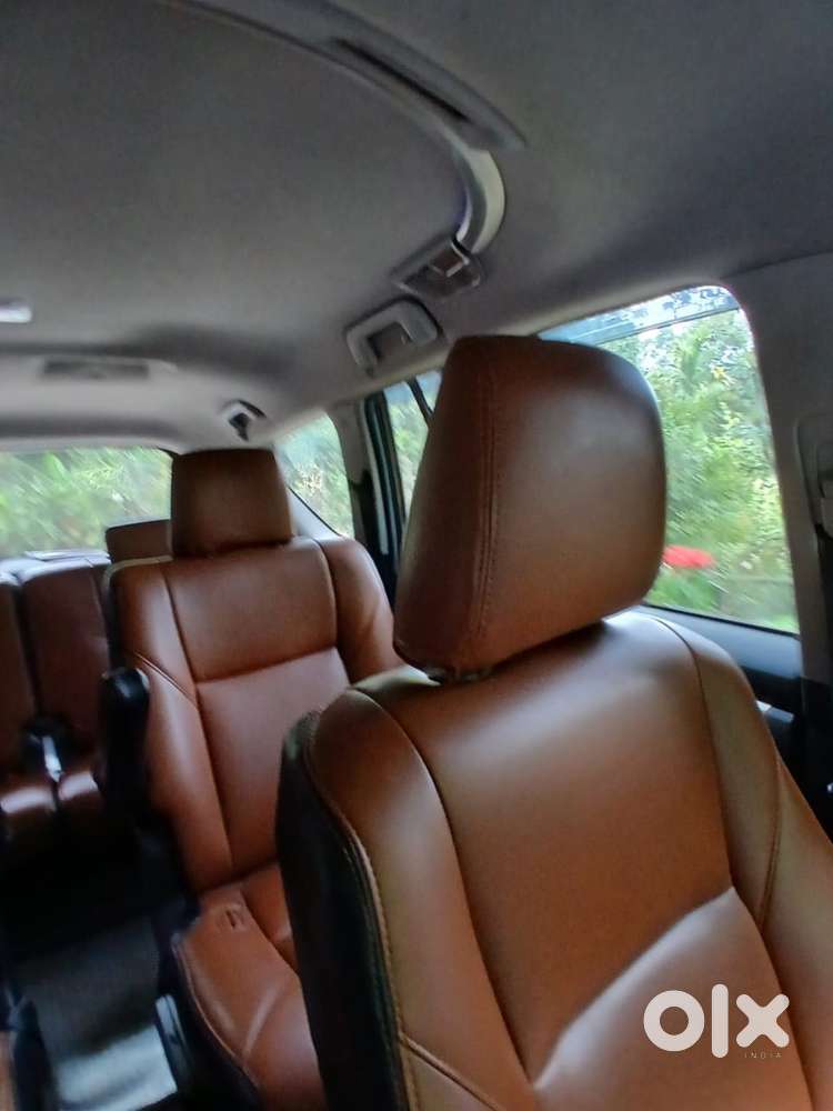 Toyota Innova Crysta 2017 Diesel Well Maintained