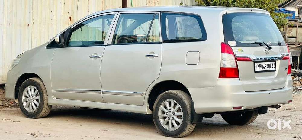 Toyota Innova 2012 Diesel 81000 Km Driven