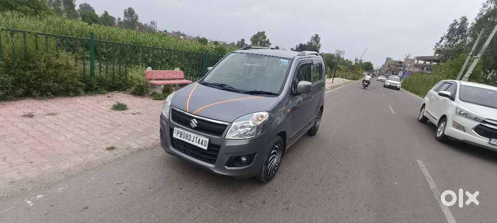 Maruti Suzuki Wagon R Vxi 1.0, 2016, Petrol