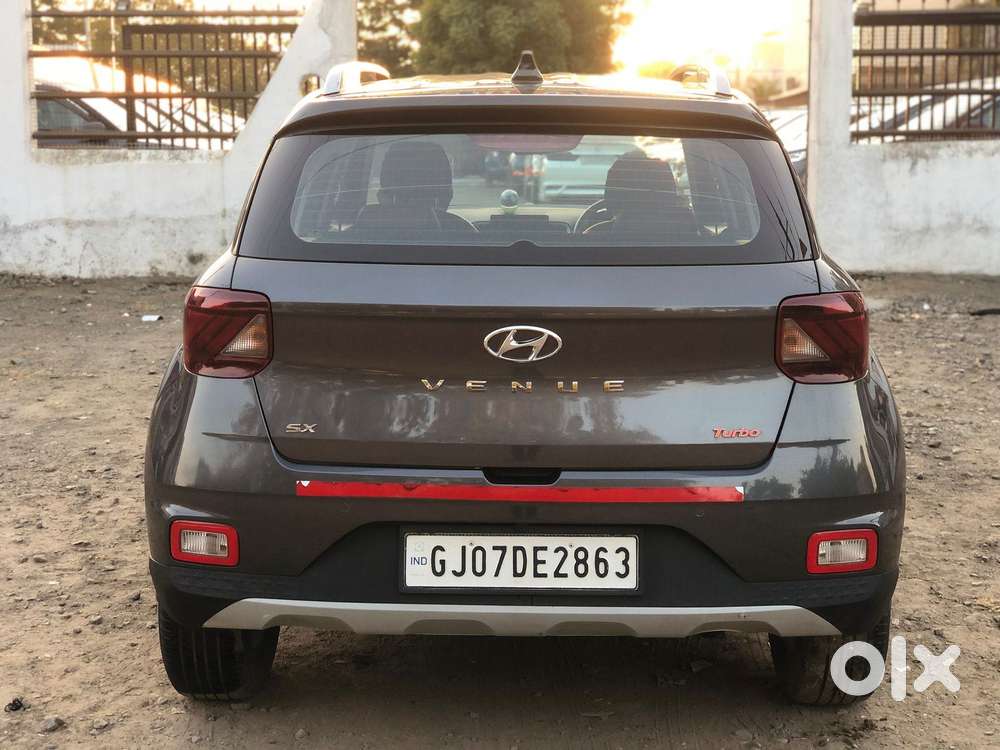 Hyundai Venue Sx Plus Turbo Dct, 2022, Petrol