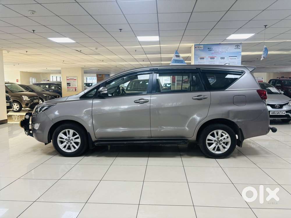 Toyota Innova Crysta 2.4 G Mt 8s, 2017, Diesel