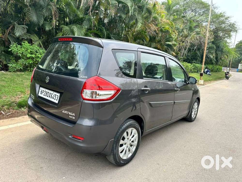 Maruti Suzuki Ertiga Shvs Vdi, 2014, Petrol