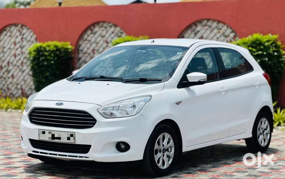 Ford Figo Titanium, 2016, Petrol