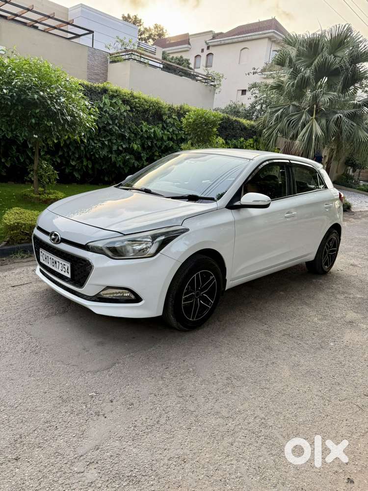 Hyundai I20 Sportz 1.2 Bs-iv, 2017, Petrol
