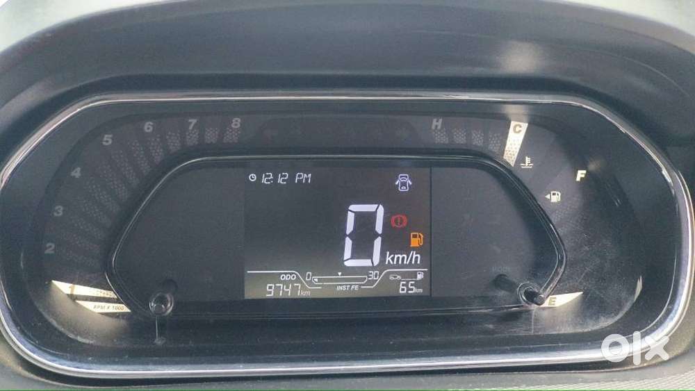Tata Tiago, 2024, Petrol