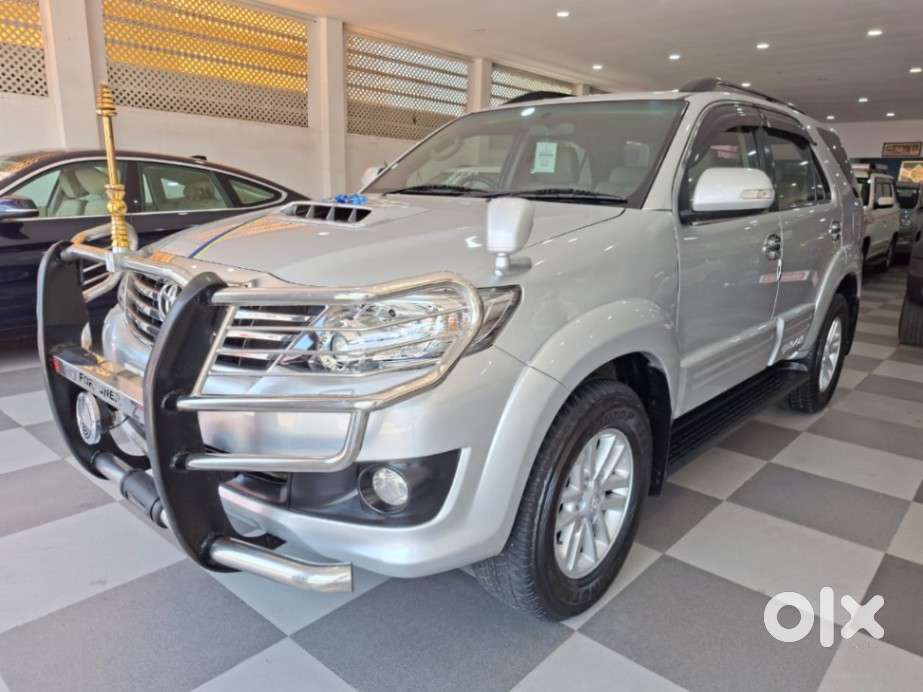 Toyota Fortuner 3.0 4x2 Mt, 2012, Diesel