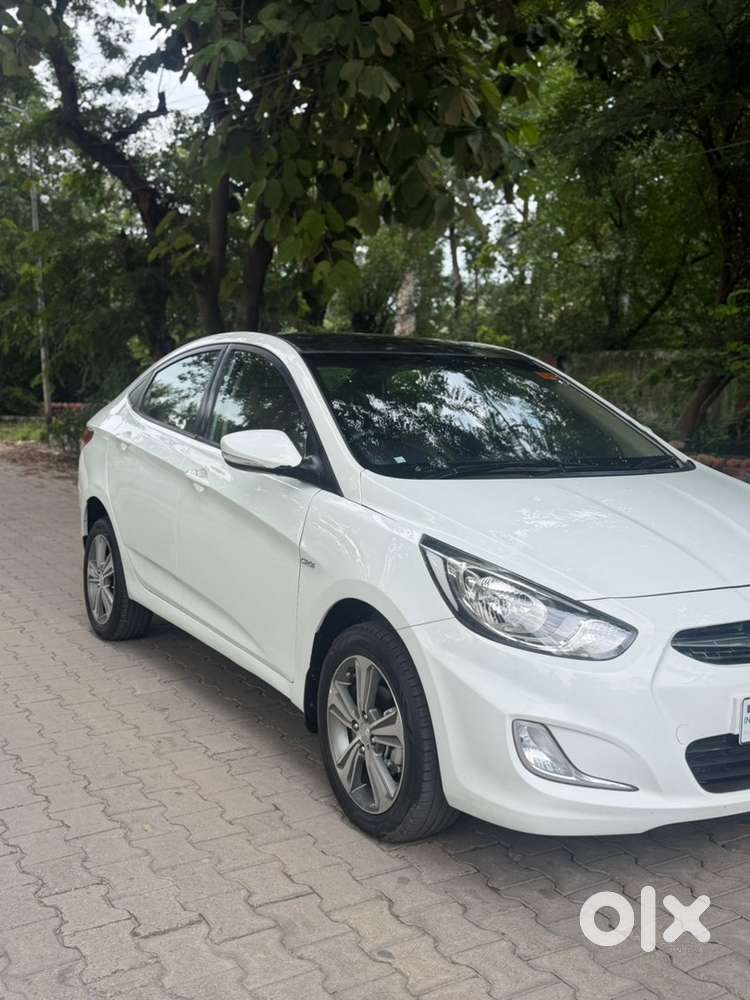 2012 Hyundai Verna Sx O