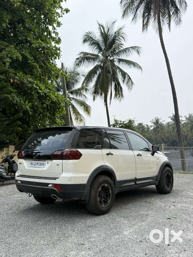 Tata Hexa 2.2 Xe 4x2 7 Str, 2017, Diesel