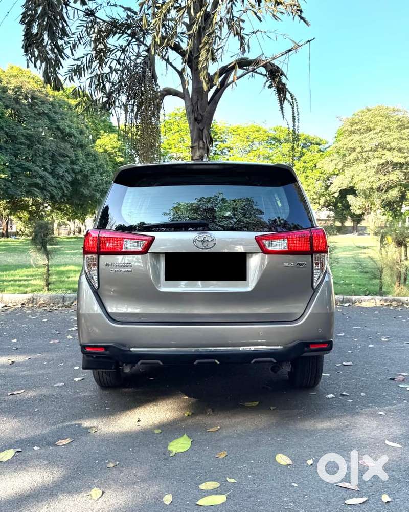 Toyota Innova Crysta [2020-ongoing] 2.4 Vx 8 Str, 2020, Diesel
