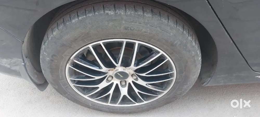 2013 Elantra Single Owner Diesel Automatic 1.6 Sx (o)