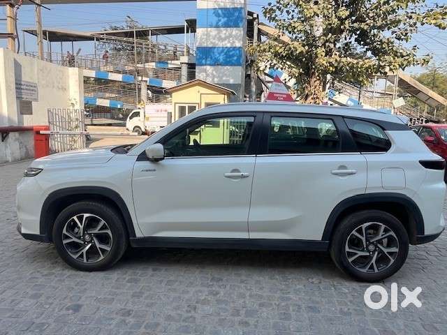 Toyota Urban Cruiser Hyryder 1.5 V Hybrid, 2024, Petrol