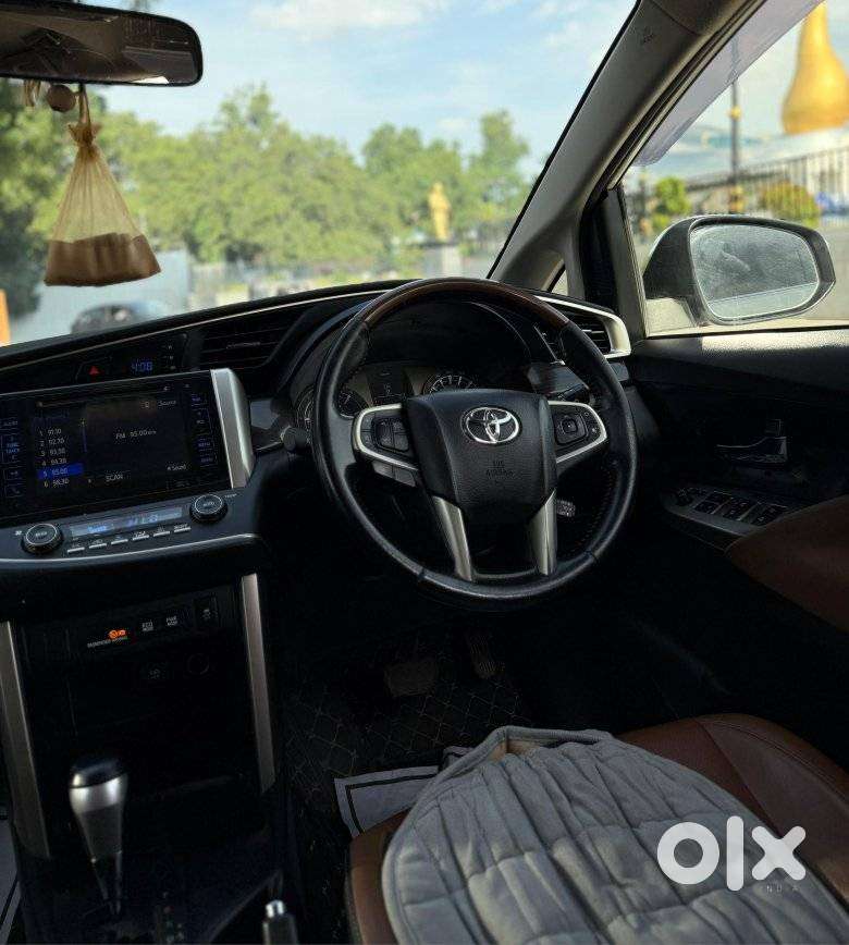 Toyota Innova Crysta 2.8z Automatic, 2019, Diesel
