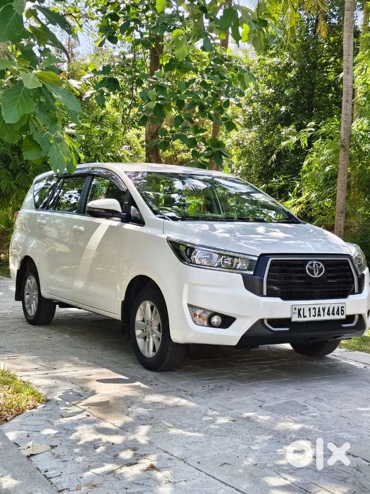 2024 Toyota Innova Crysta Gx Plus