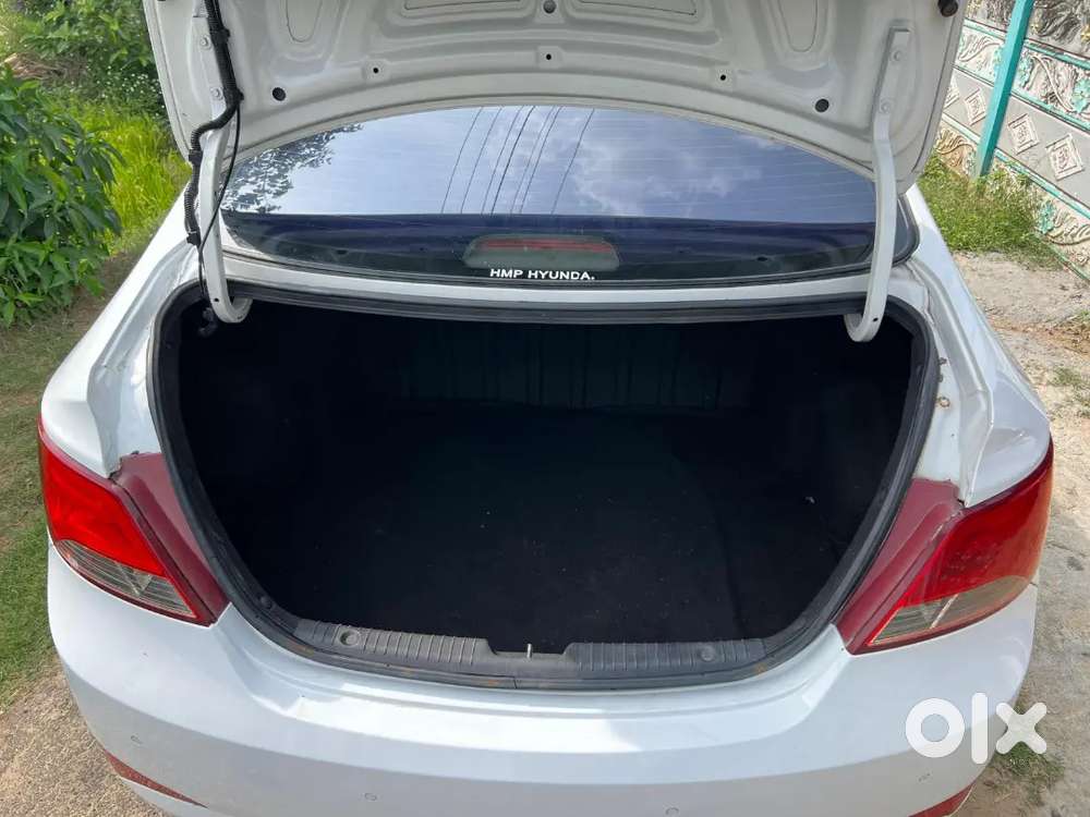 Hyundai Fluidic Verna 2016 / 2017 Registerd Petrol Well Maintained