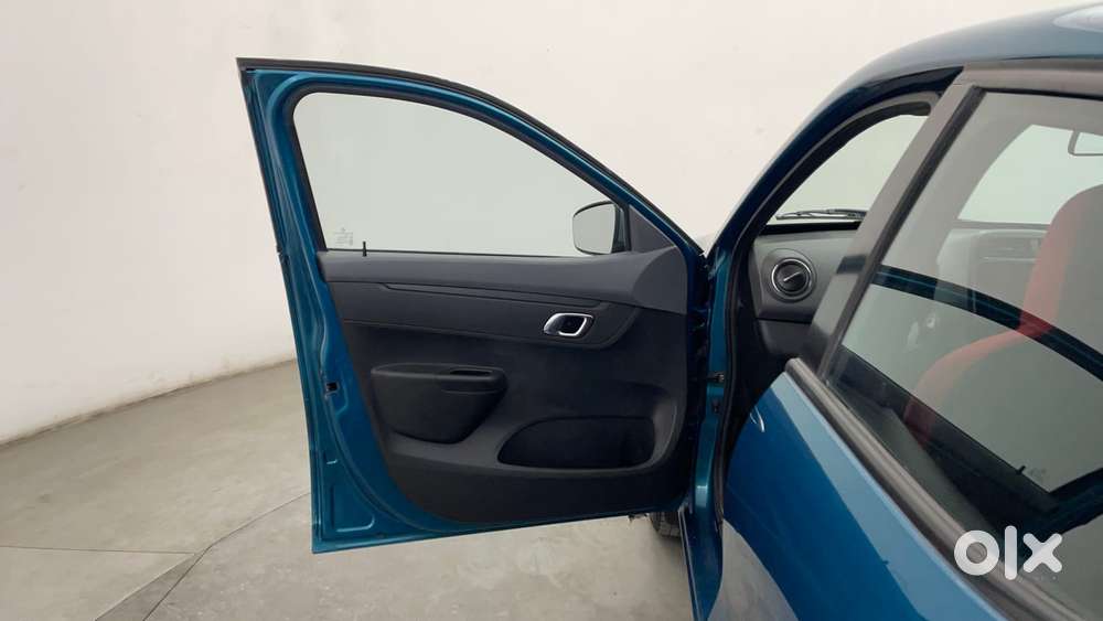 Renault Kwid 2019-ongoing 1.0 Rxt (o), 2019, Petrol