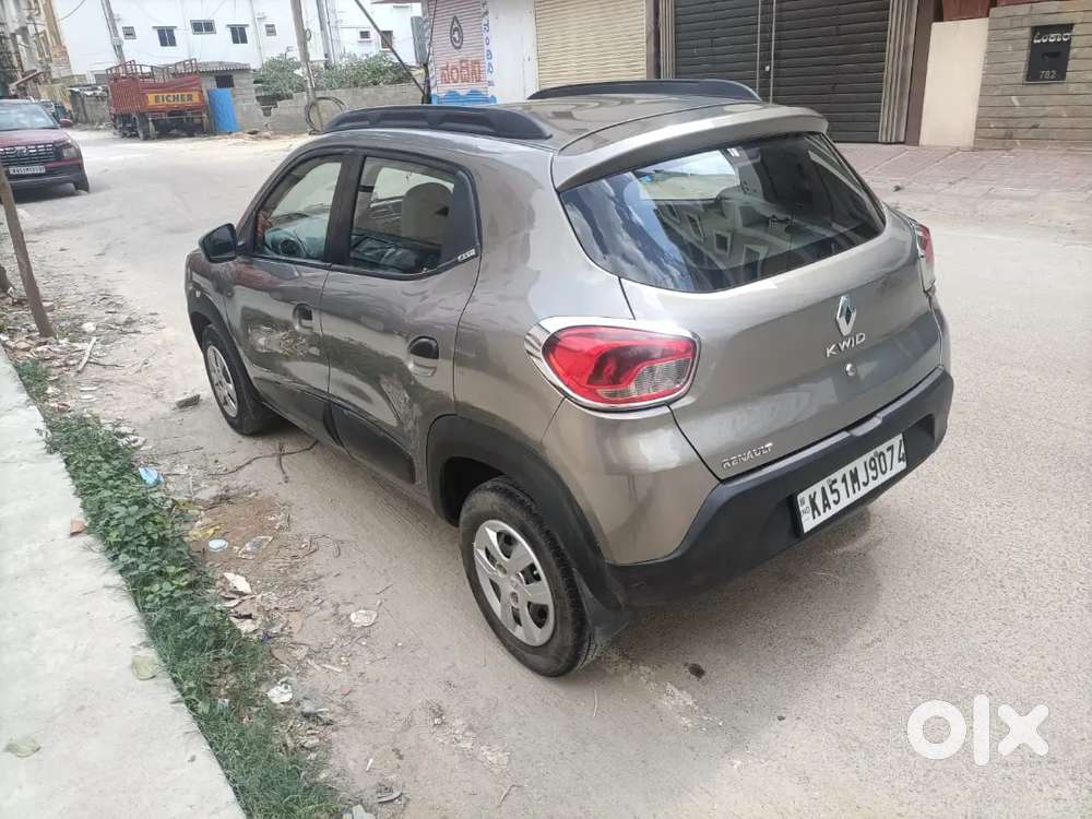 Kwid Automatic 2016 Model