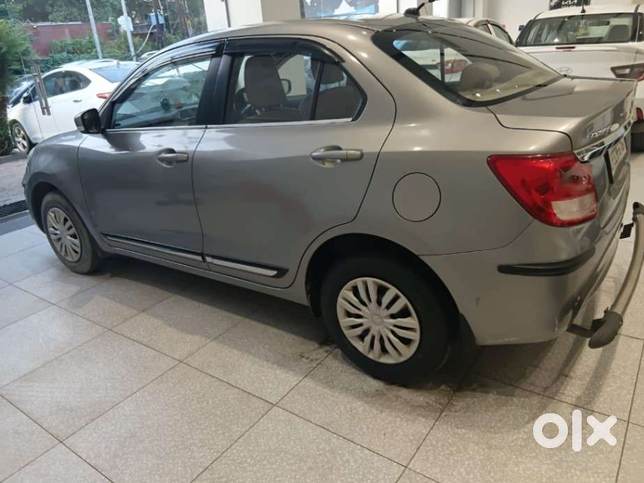 Maruti Suzuki Dzire 1.2 Vxi, 2021, Petrol