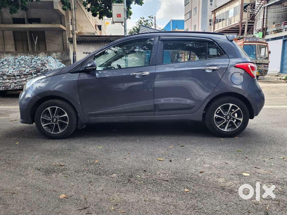 Hyundai Grand I10 Asta Option, 2017, Petrol