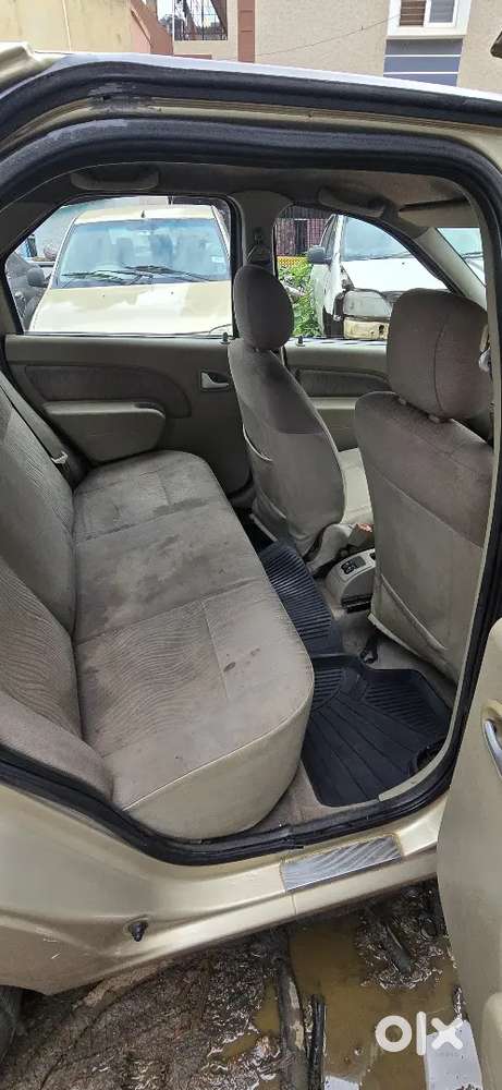 Mahindra Logan 2007