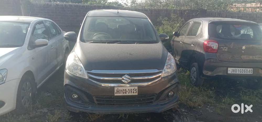 Maruti Suzuki Ertiga Vxi Abs Bs Iv, 2017, Petrol