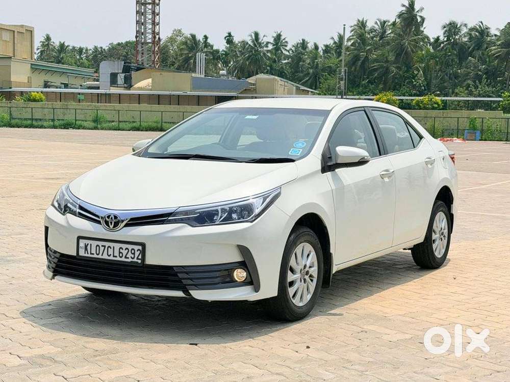 Toyota Corolla Altis 1.8 G Cvt, 2017, Petrol