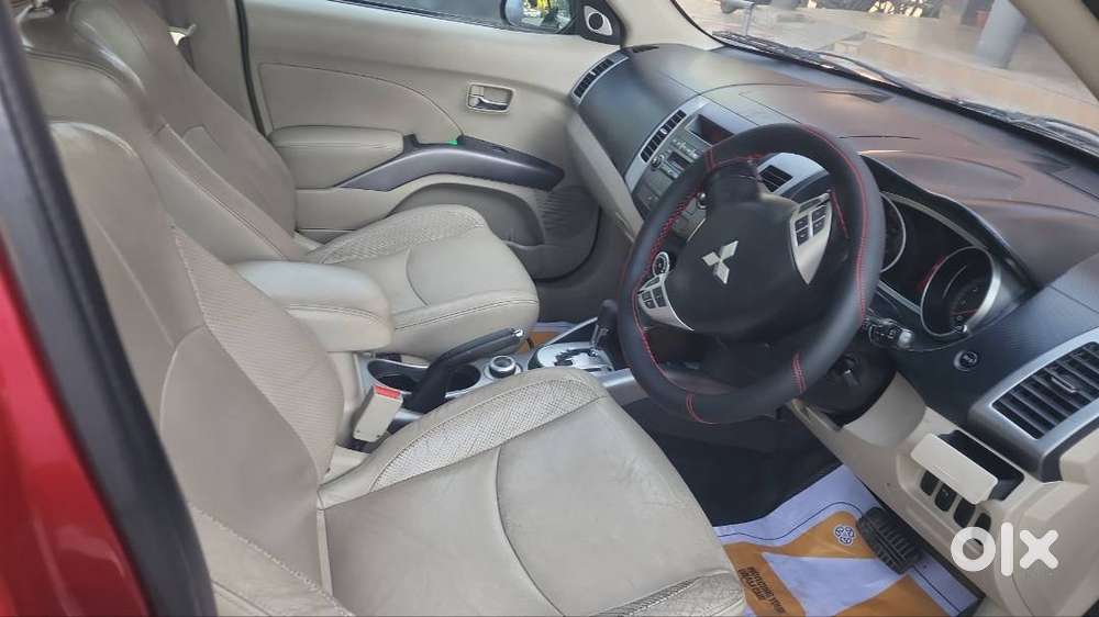 Outlander 2009 4x4 Petrol  Adventure-ready