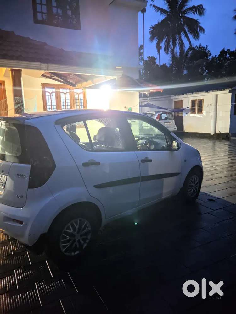 Maruti Suzuki Ritz 2014 Petrol Manual