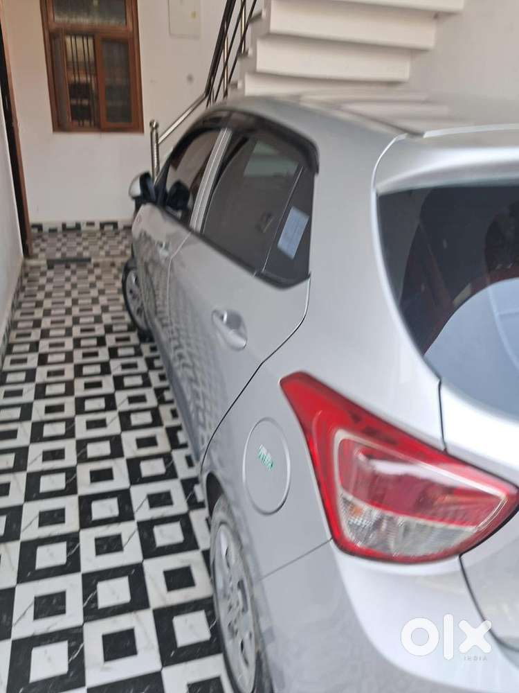 Selling My Well Maintained Car, Only 30000 Km Driven, Cng Fitted