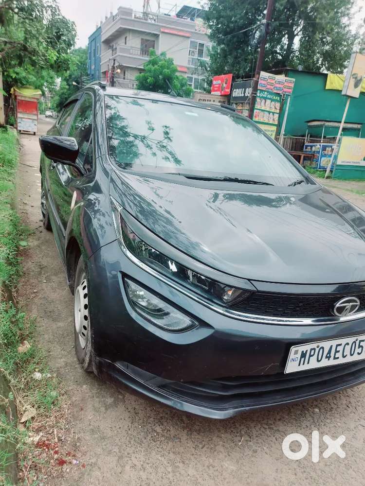 Tata Altroz Xe Petrol 2021