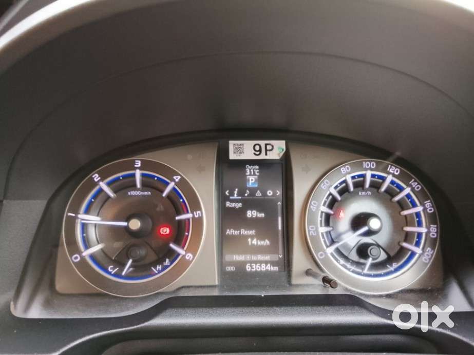 Toyota Innova Crysta 2.8 Zx At, 2022, Diesel