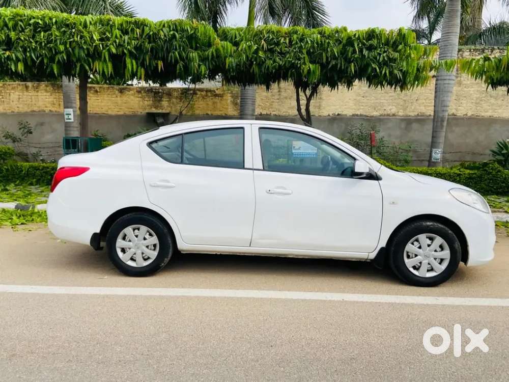 Nissan Sunny 2012 Petrol Well Maintained