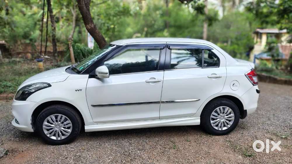 Maruti Suzuki Dzire Automatic 2017 Petrol 65000 Km