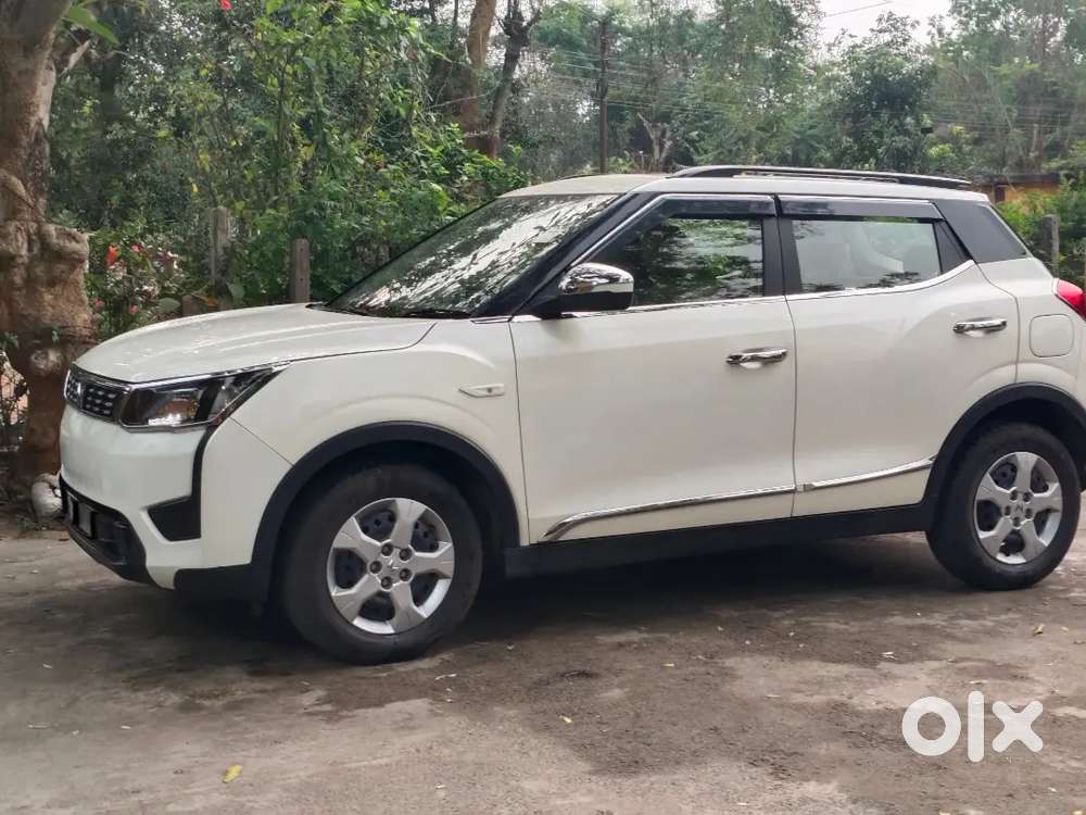 Mahindra Xuv300 2023 Diesel Well Maintained, New With Less Than 20k Km