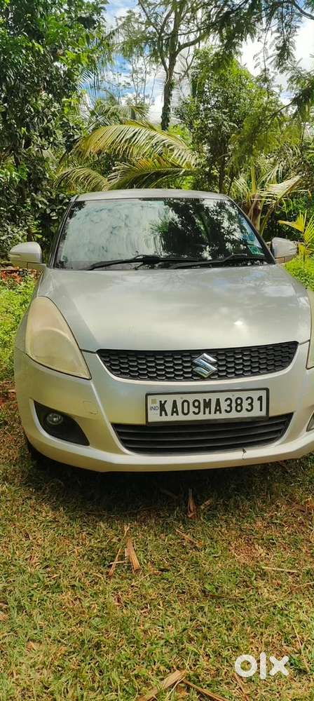 Maruti Suzuki Swift Petrol 2012