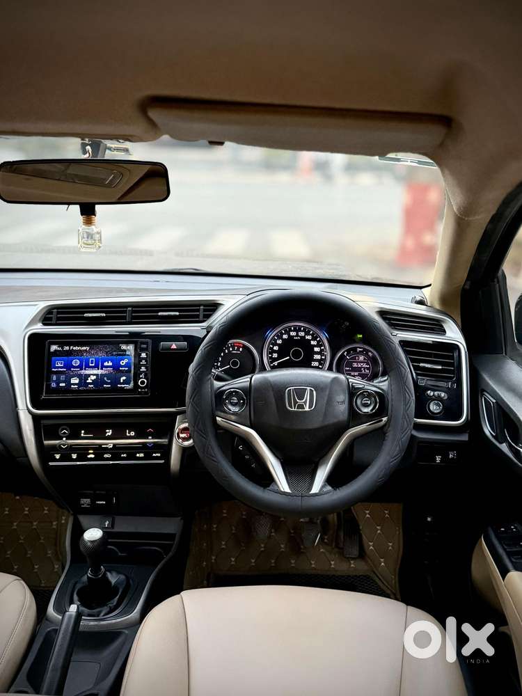Honda City I-vtec V, 2017, Petrol