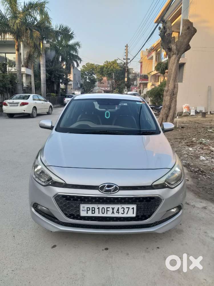 Hyundai Elite I20 Sportz (o) 1.2, 2016, Petrol