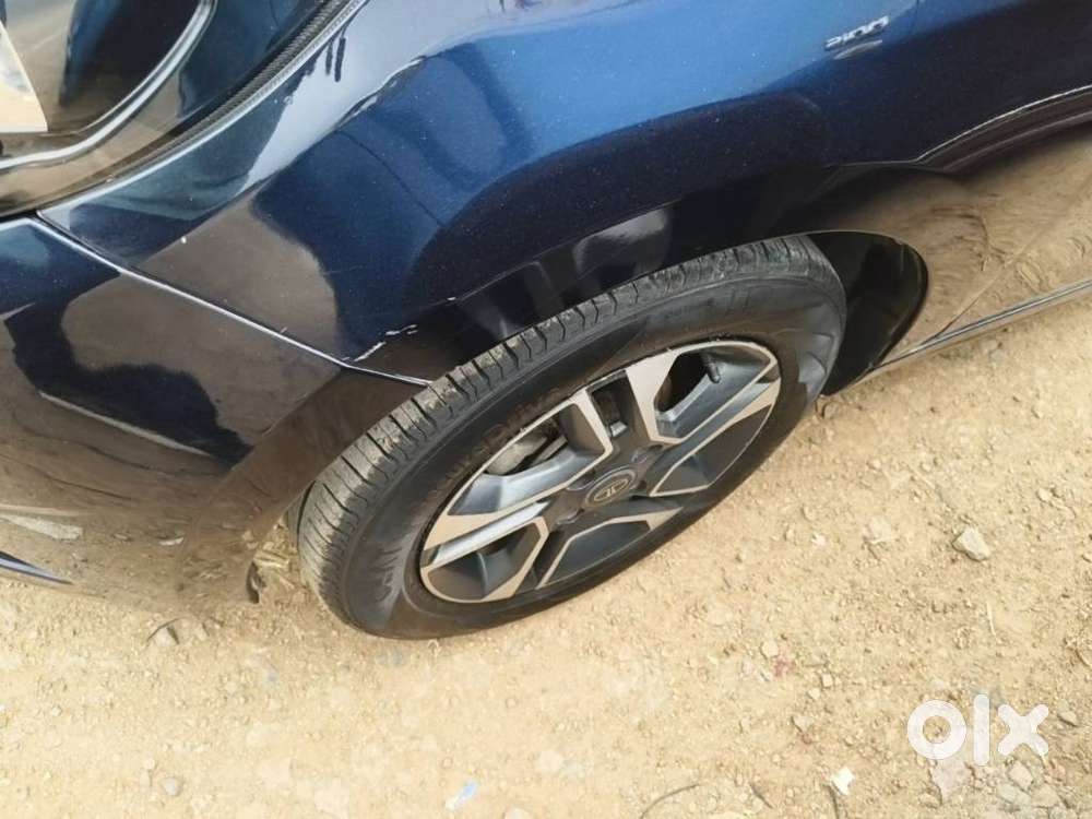 Tata Tiago 1.2 Revotron Xta, 2023, Petrol