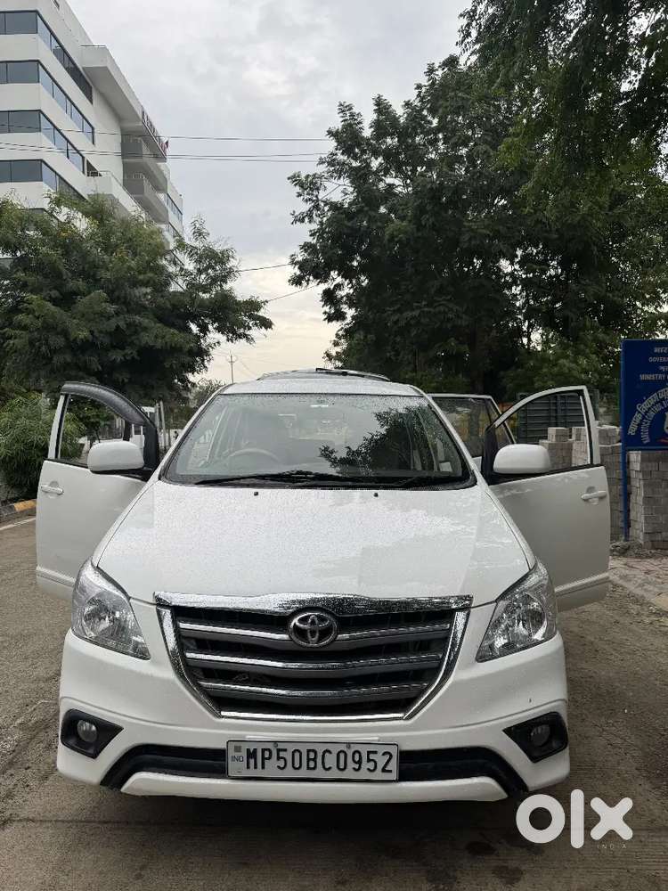 Toyota Innova Diesel 2014